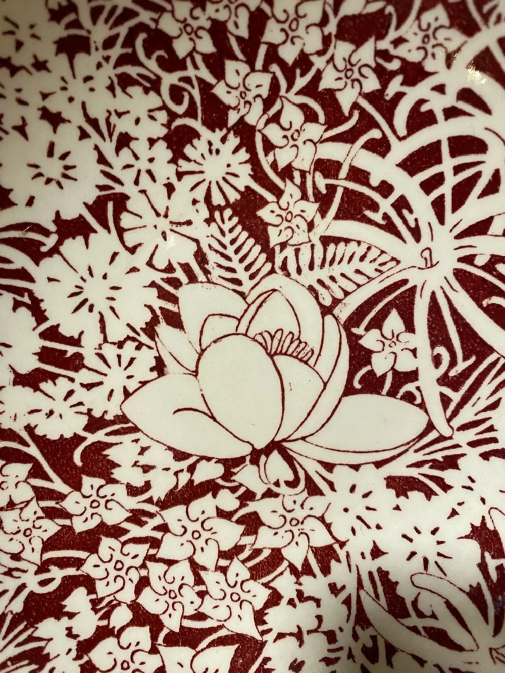 ALOHAS Red and Cream Floral Ceramic Bowl - Picture 3 of 10